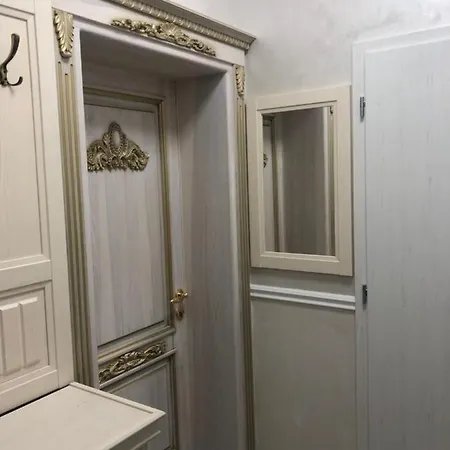 Central Апартаменты *
